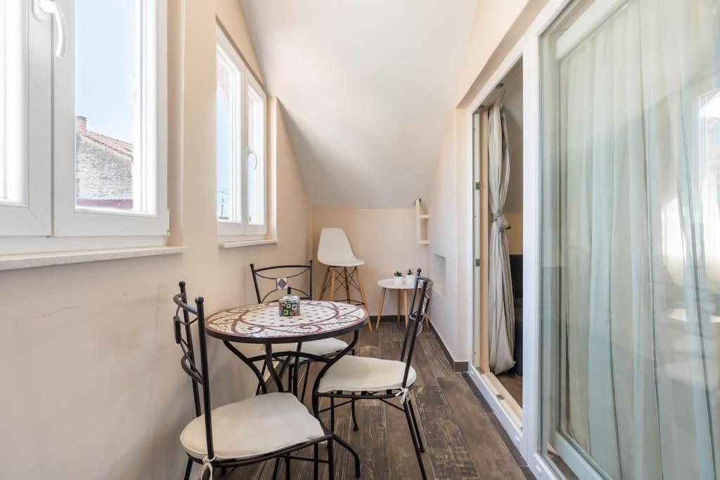 Elegant Residence Rooms & Apartments Split Exterior foto